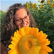 Studentessa universitaria impartisce lezioni di lingua italiana a bambini e adulti, online. contattami per informazioni!